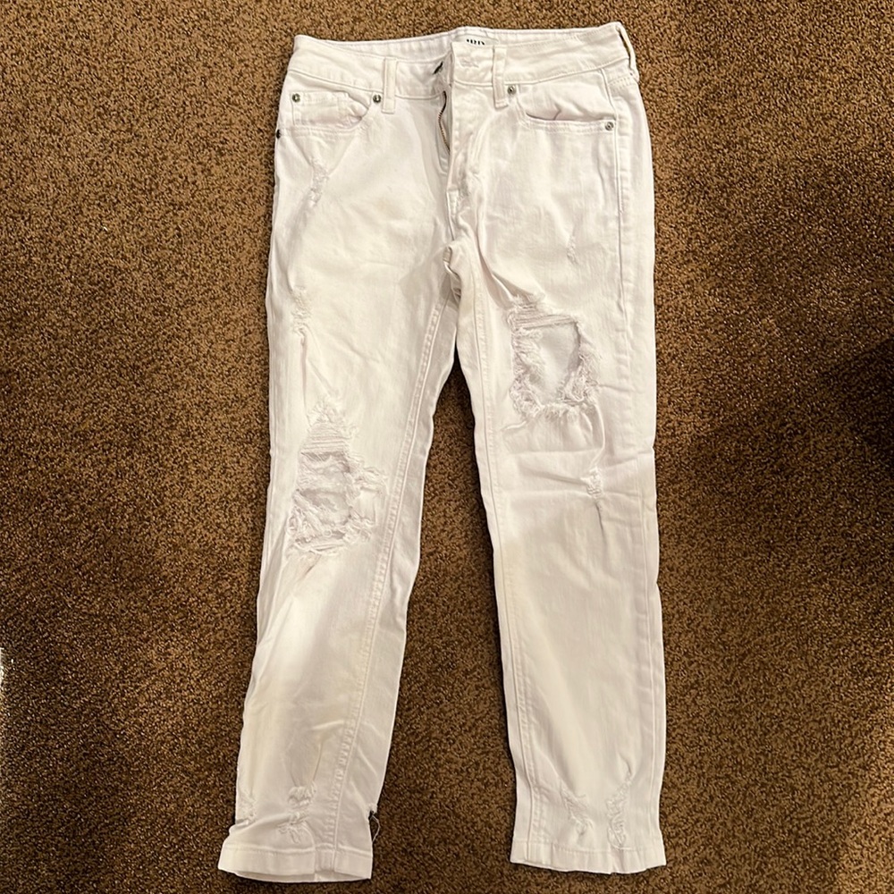 Just Black White Ripped Loose Ankle Jeans Size: 25